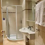 شقة Mb
